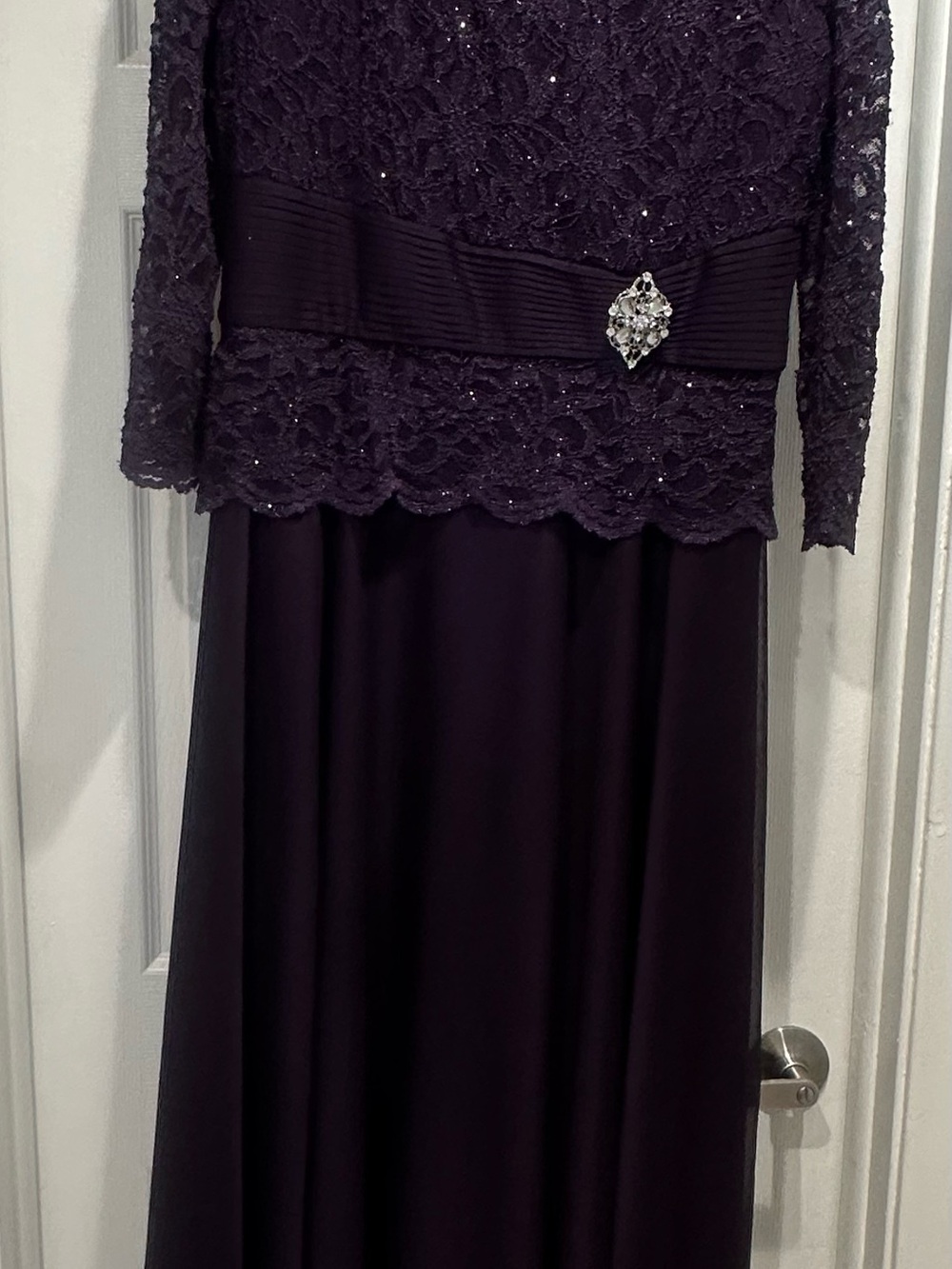 Jackie Jon New York Plum Lace Overlay Formal Evening Dress Size 14